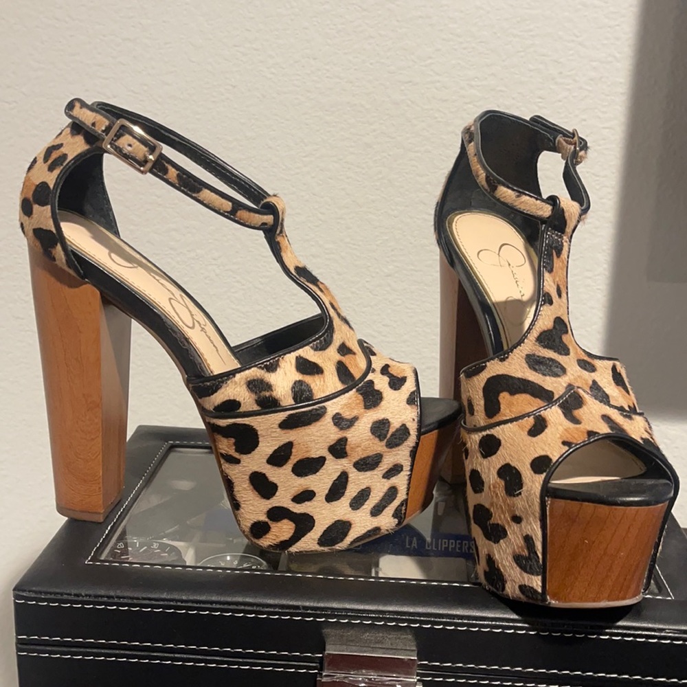 Jessica Simpson Danny heels